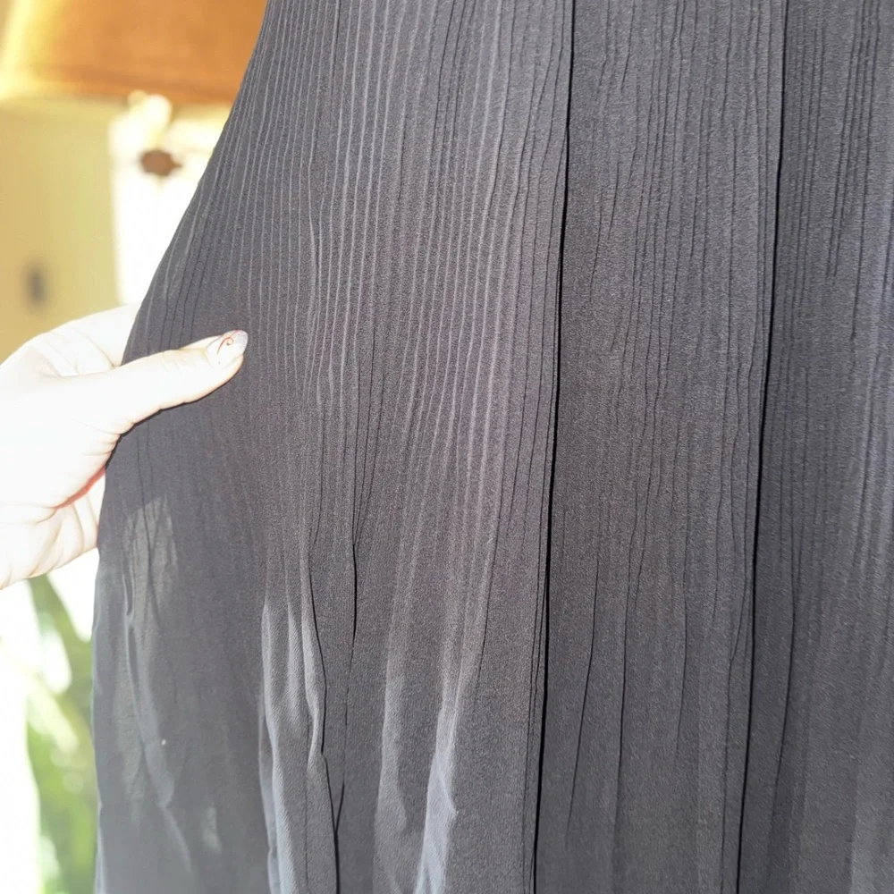 Torrid Black A-Line Skirt size 4 NWT - Picture 3 of 4